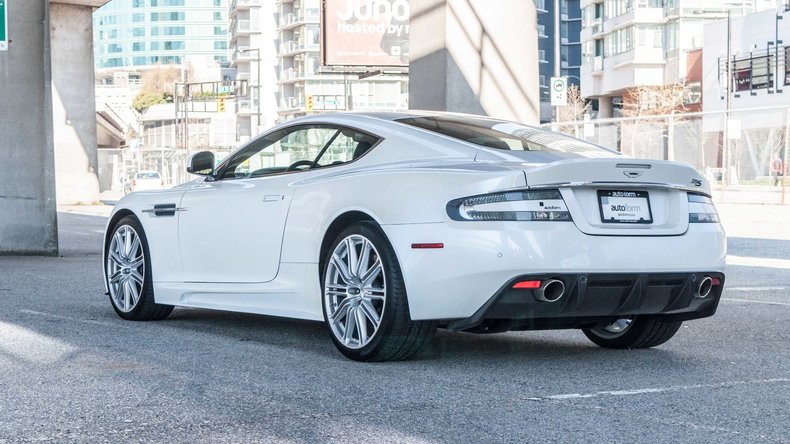 2010 Aston Martin DBS