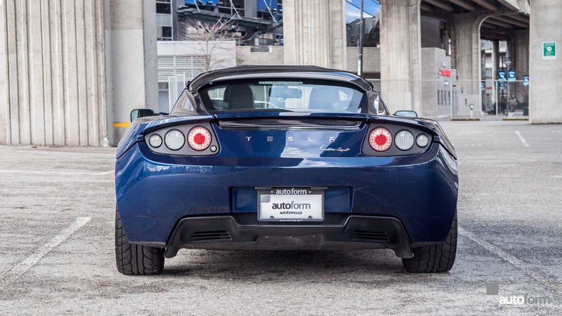 12038470e379d low res 2010 tesla roadster
