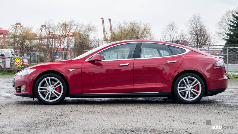 2014 Tesla Model S P85