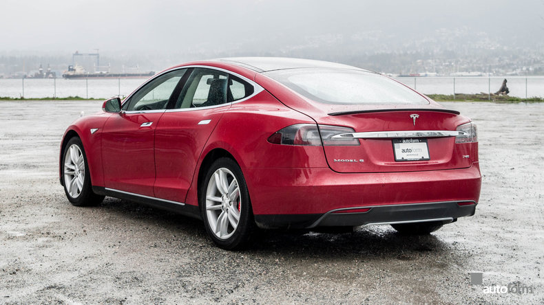 2014 Tesla Model S P85