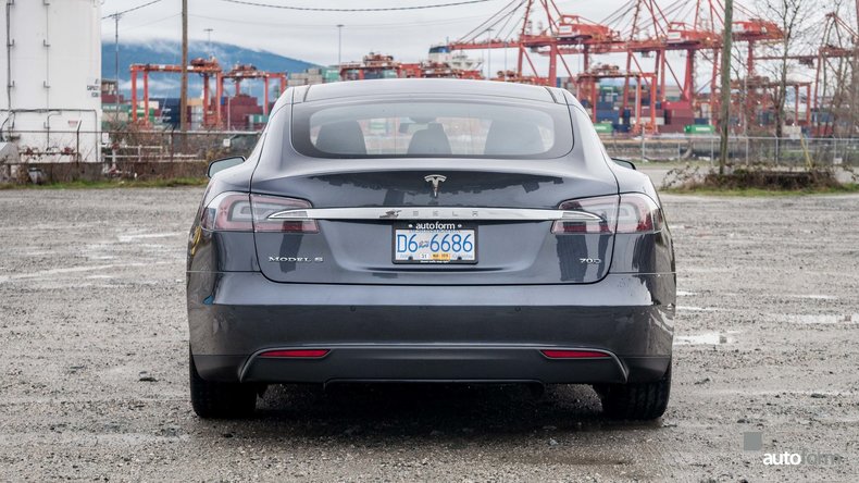 12844e262a681 low res 2015 tesla model s 70d