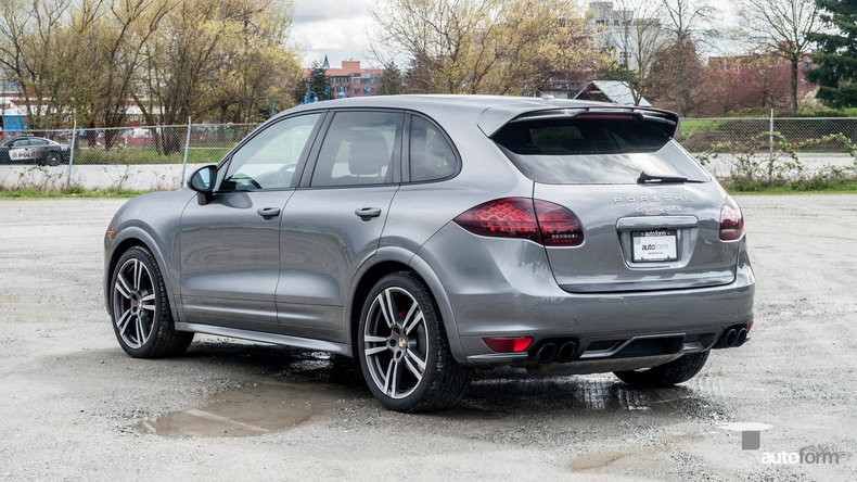 2013 Porsche Cayenne GTS