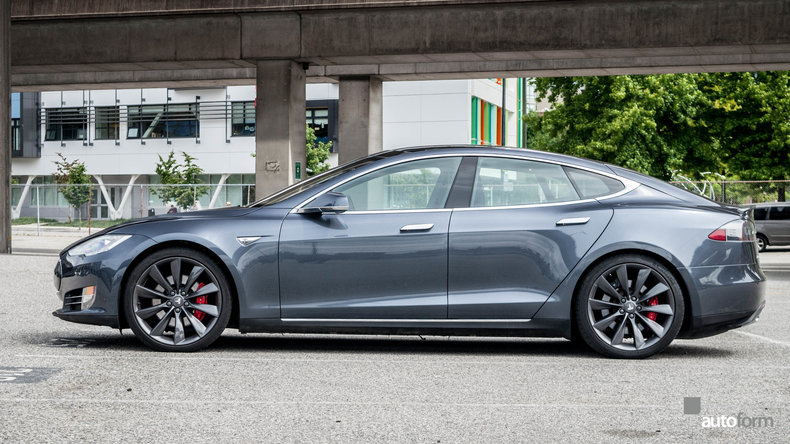 2014 Tesla Model S P85D