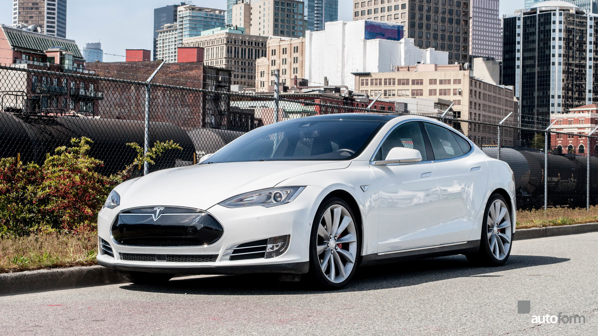 130828cfeb3ef hd 2014 tesla model s p85d
