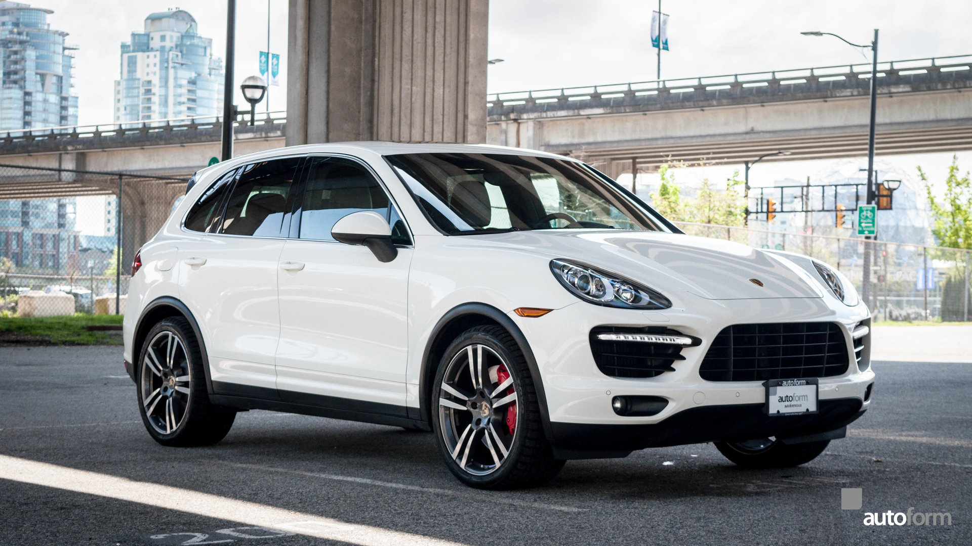 131610f74bbab hd 2011 porsche cayenne turbo