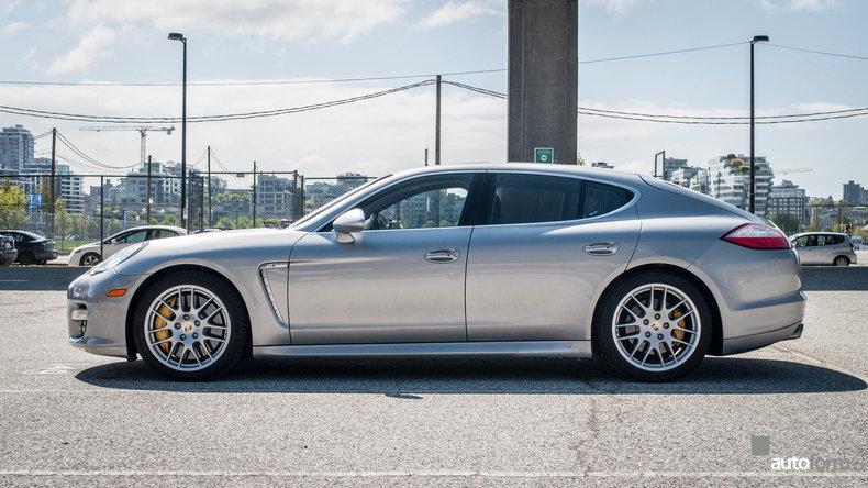 2010 Porsche Panamera Turbo
