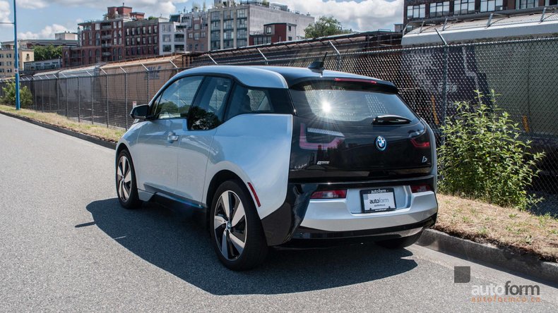 13213c1d0107989ca low res 2014 bmw i3 lodge rex