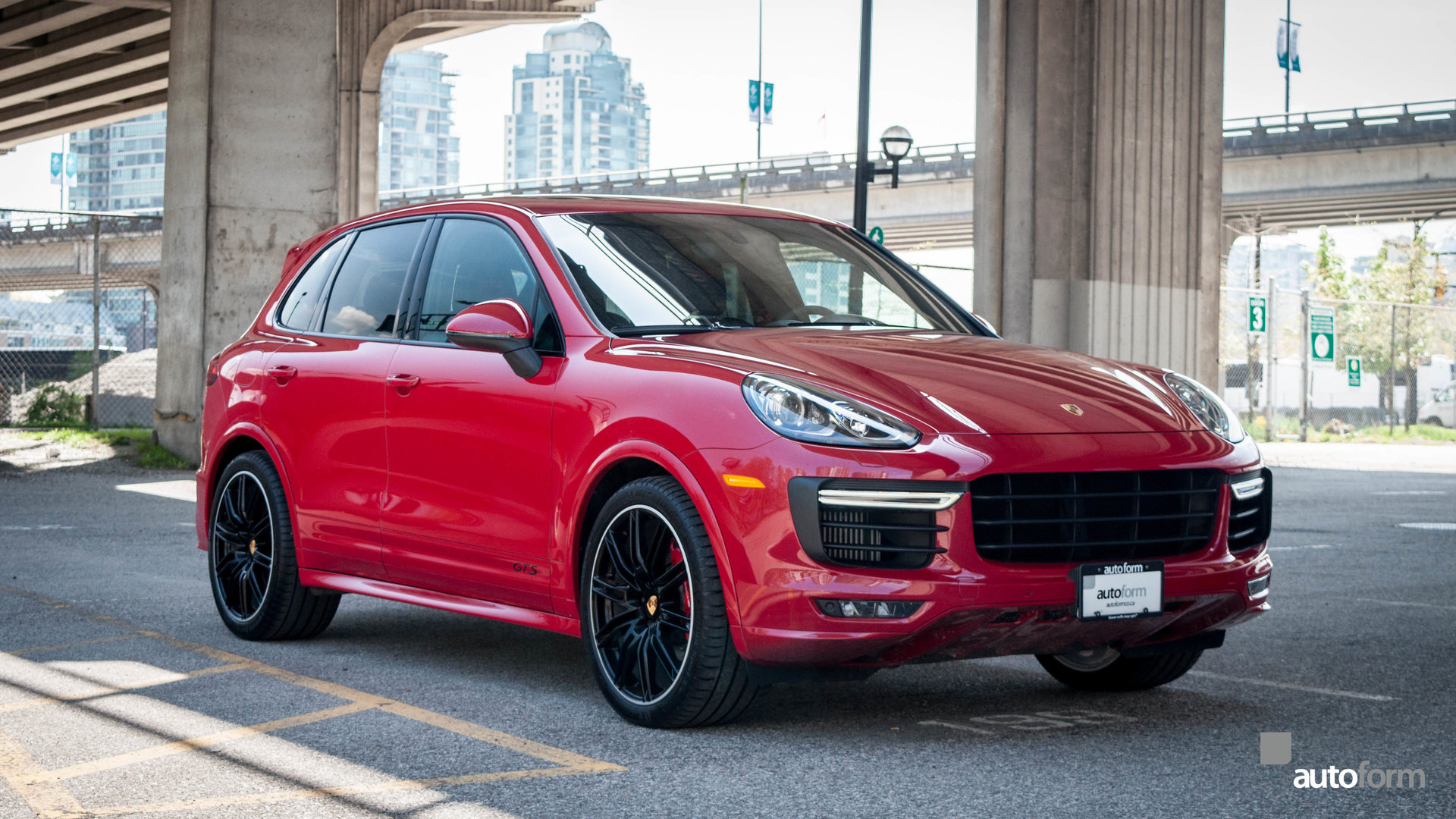 13224b4c791aa hd 2016 porsche cayenne gts