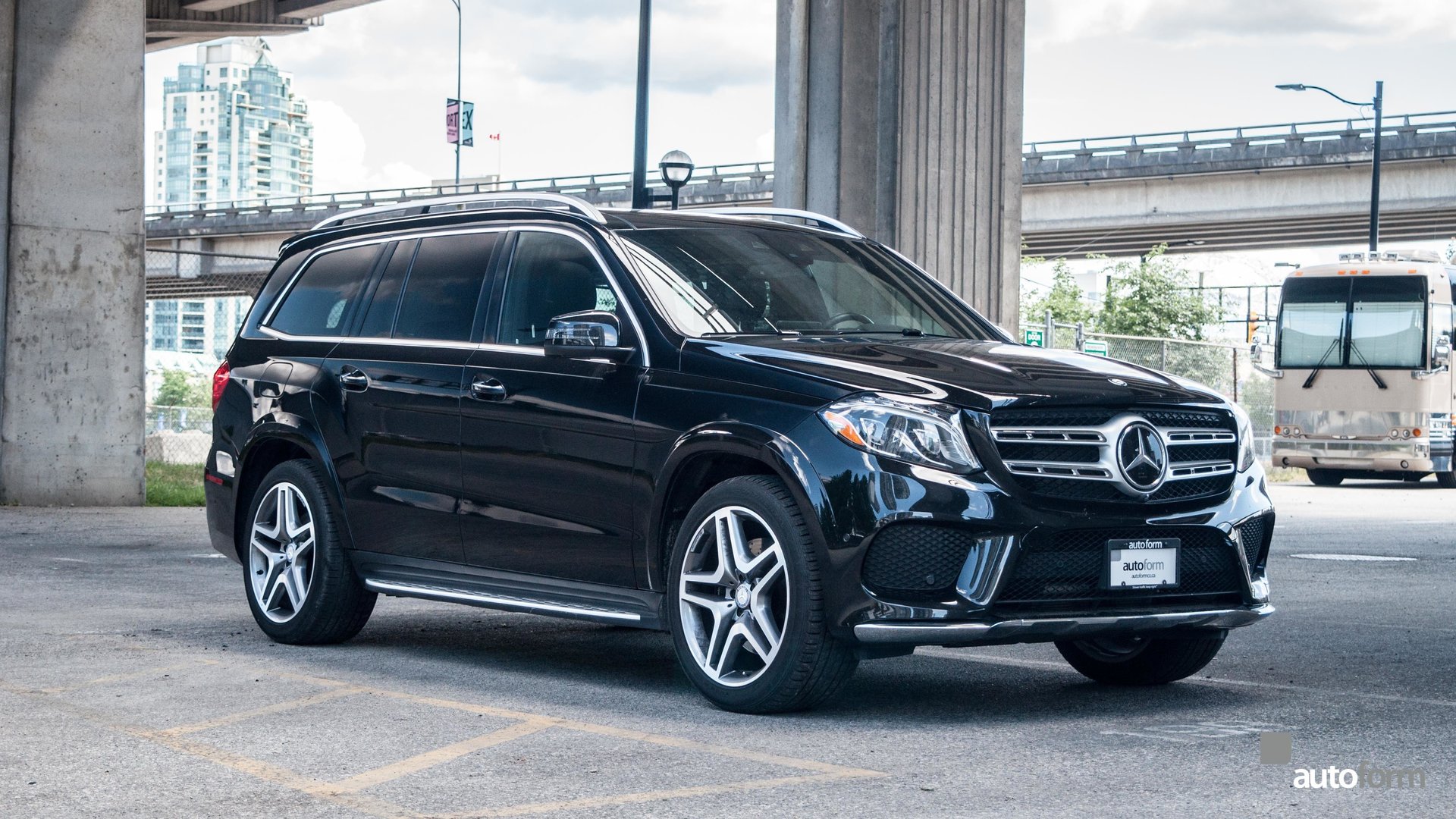 1405251288c30 hd 2017 mercedes benz gls 450 4matic