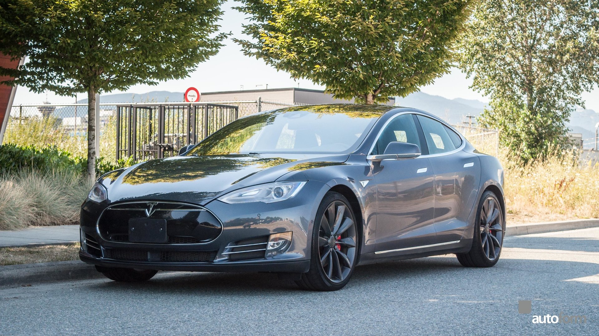 144781a216a60 hd 2014 tesla model s p85d