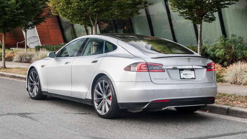 2014 Tesla Model S P85+