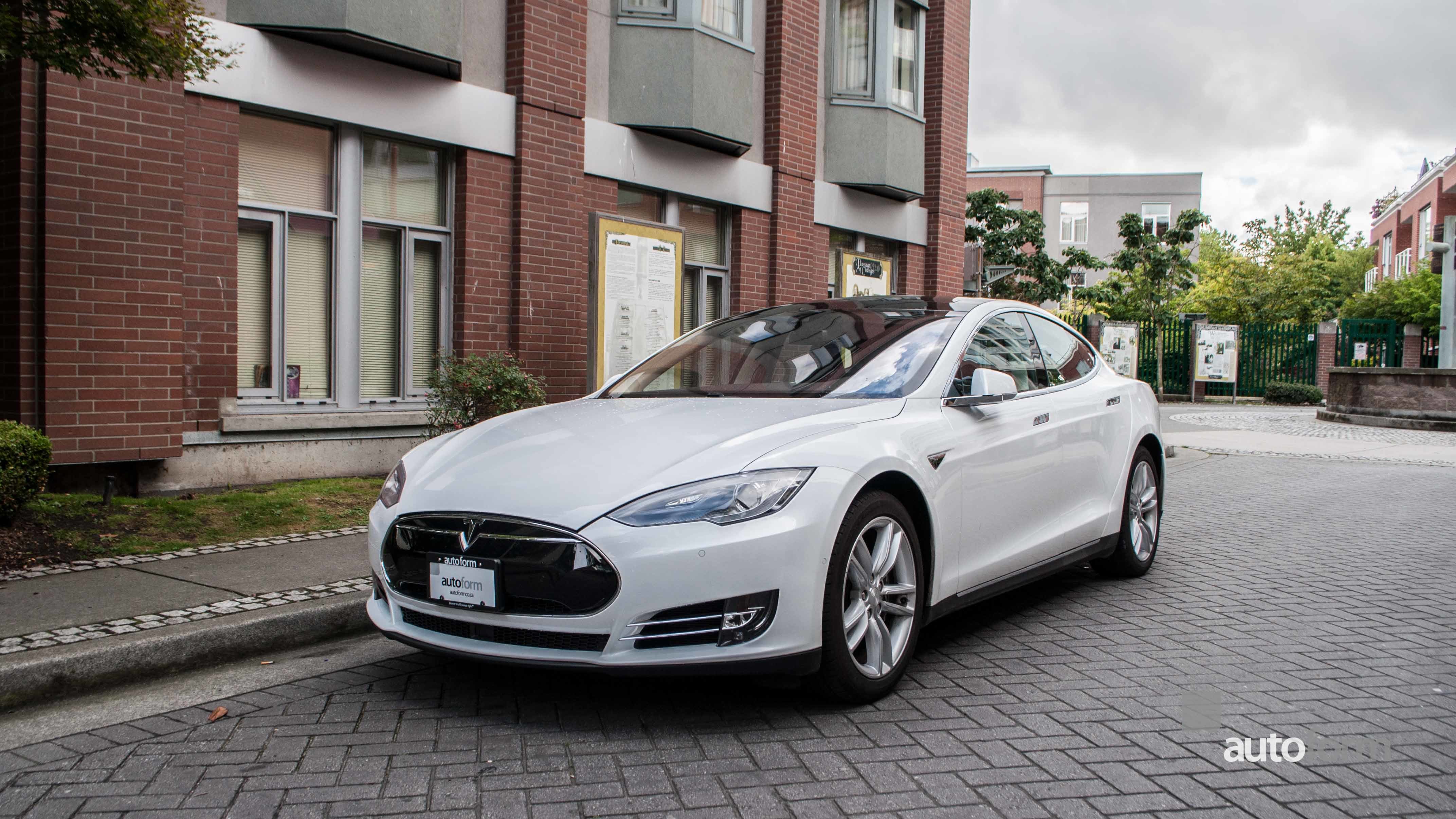 2990 e2f6a5c26b8a2014 tesla model s 85 vancouver autoform