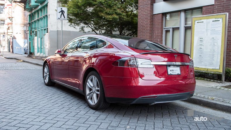 2014 Tesla Model S P85