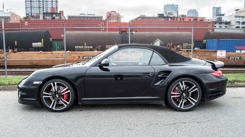 2011 Porsche 911 TURBO