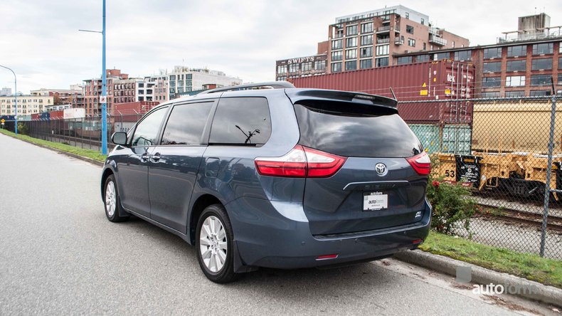 2015 Toyota Sienna XLE AWD