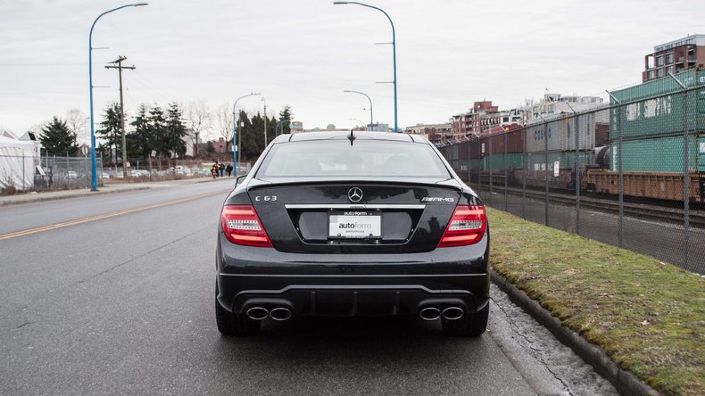 4613 0d53ac1e964d low res