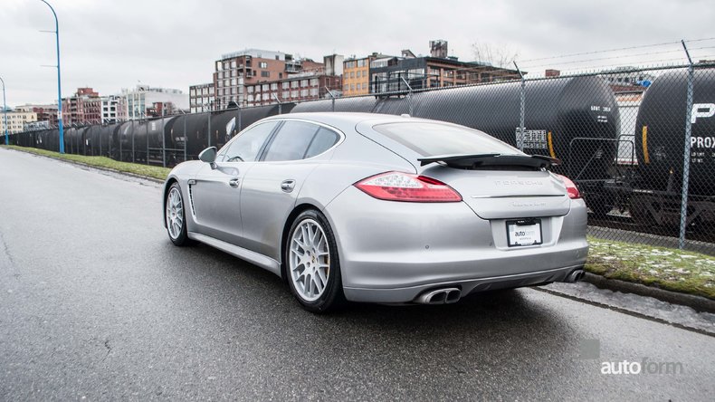 2010 Porsche Panamera Turbo