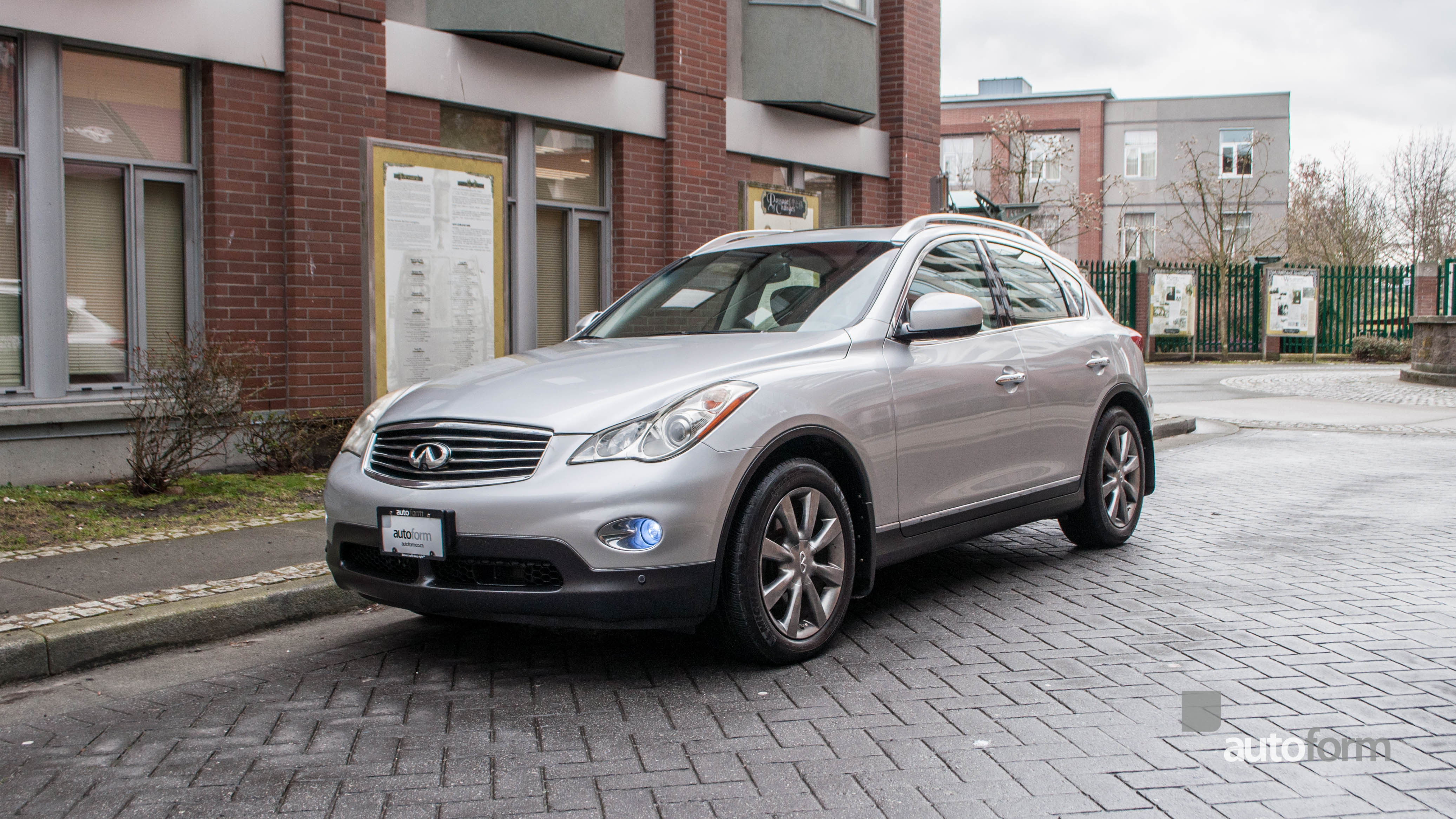 5342 d30b7378f7832008infiniti ex35 autoform vancouver1