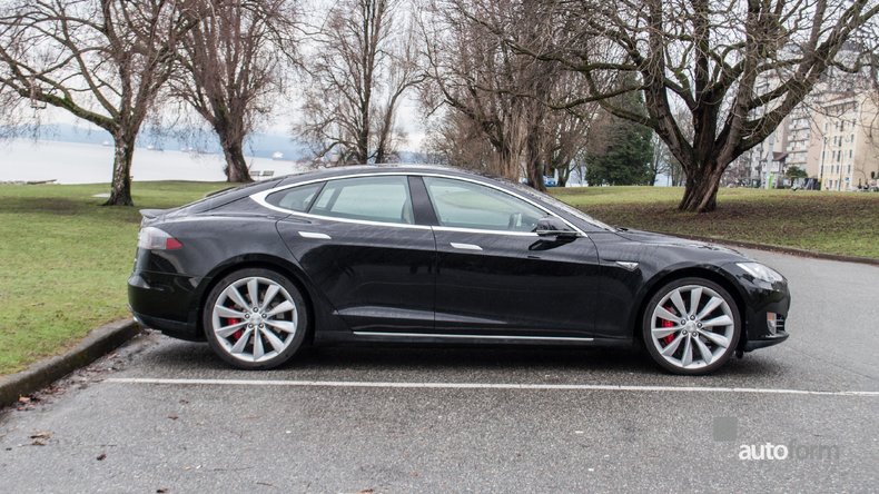 2014 Tesla Model S P85+