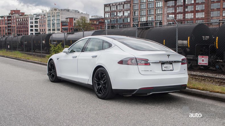 2015 Tesla Model S 60
