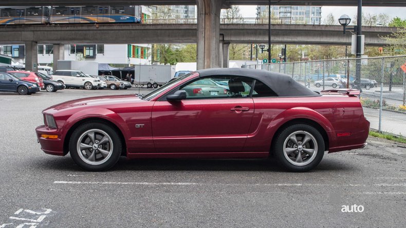 2006 Ford Mustang