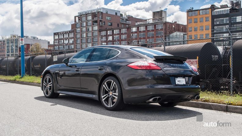 2010 Porsche Panamera 4S