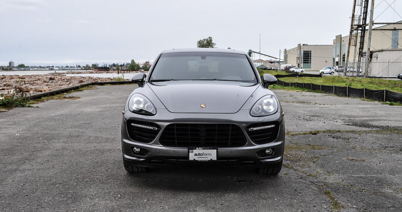 2013 Porsche Cayenne GTS
