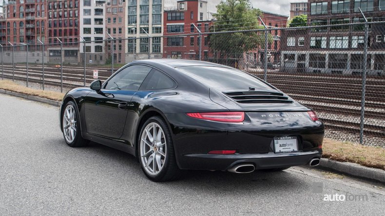 2014 Porsche 911 Carrera