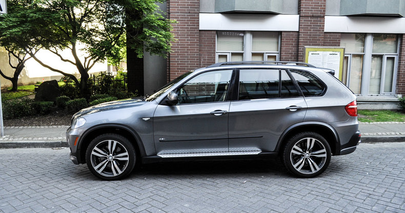 2007 BMW X5 4.8i