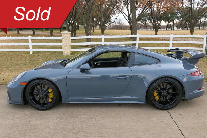 Porsche Vehicle