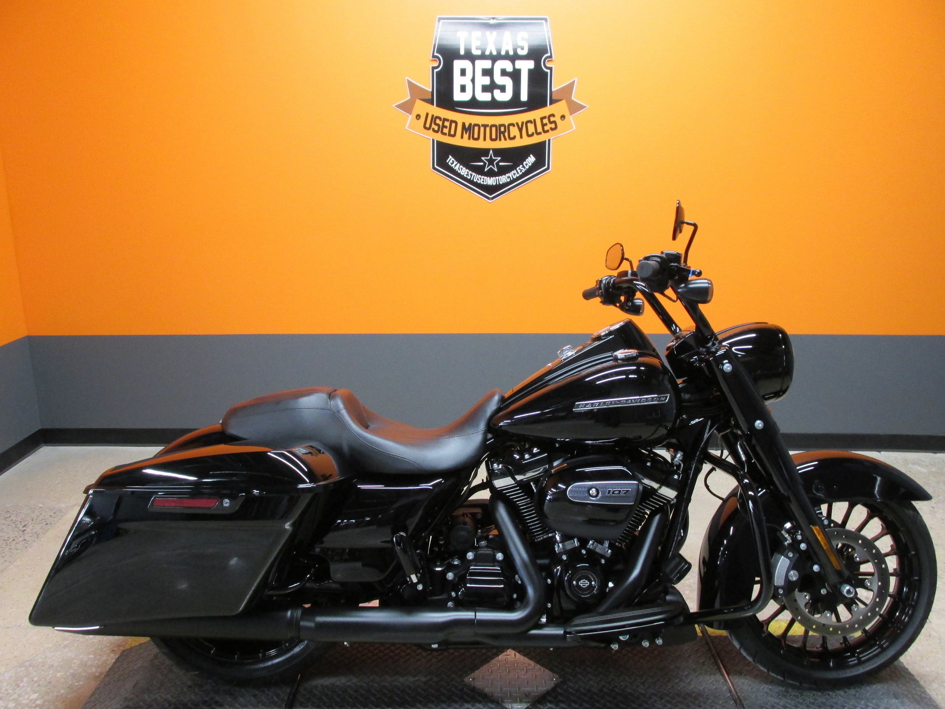 2017 HarleyDavidson Road King SPECIAL FLHRXS for sale 86570 MCG