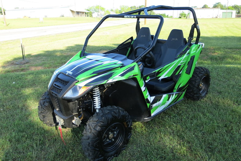 Arctic cat Vehicle