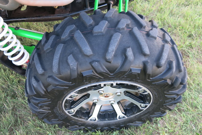 Arctic cat Vehicle