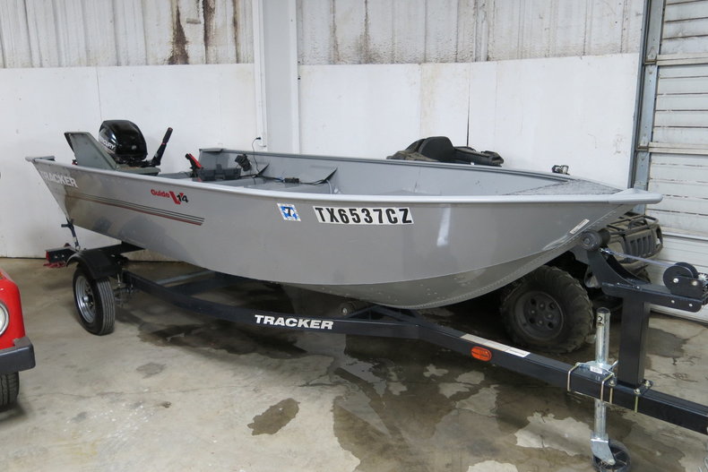 Tracker Vehicle