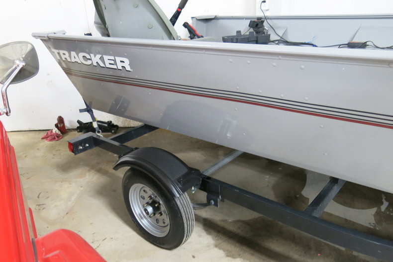 Tracker Vehicle