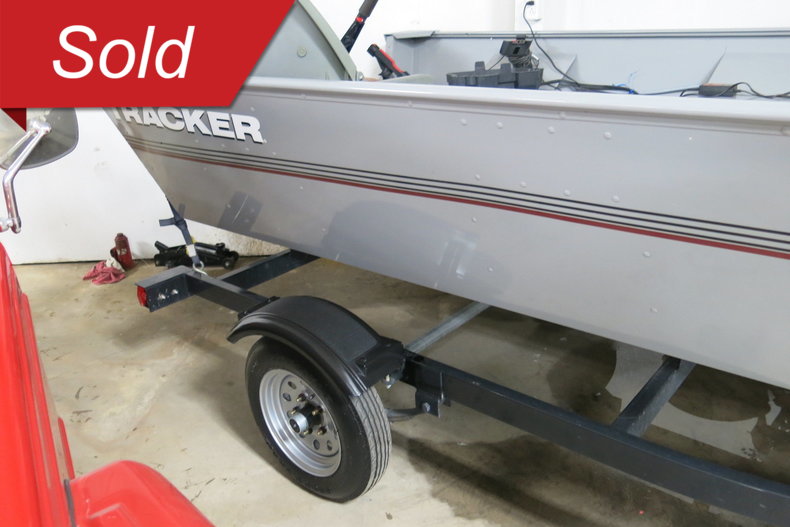 Tracker Vehicle