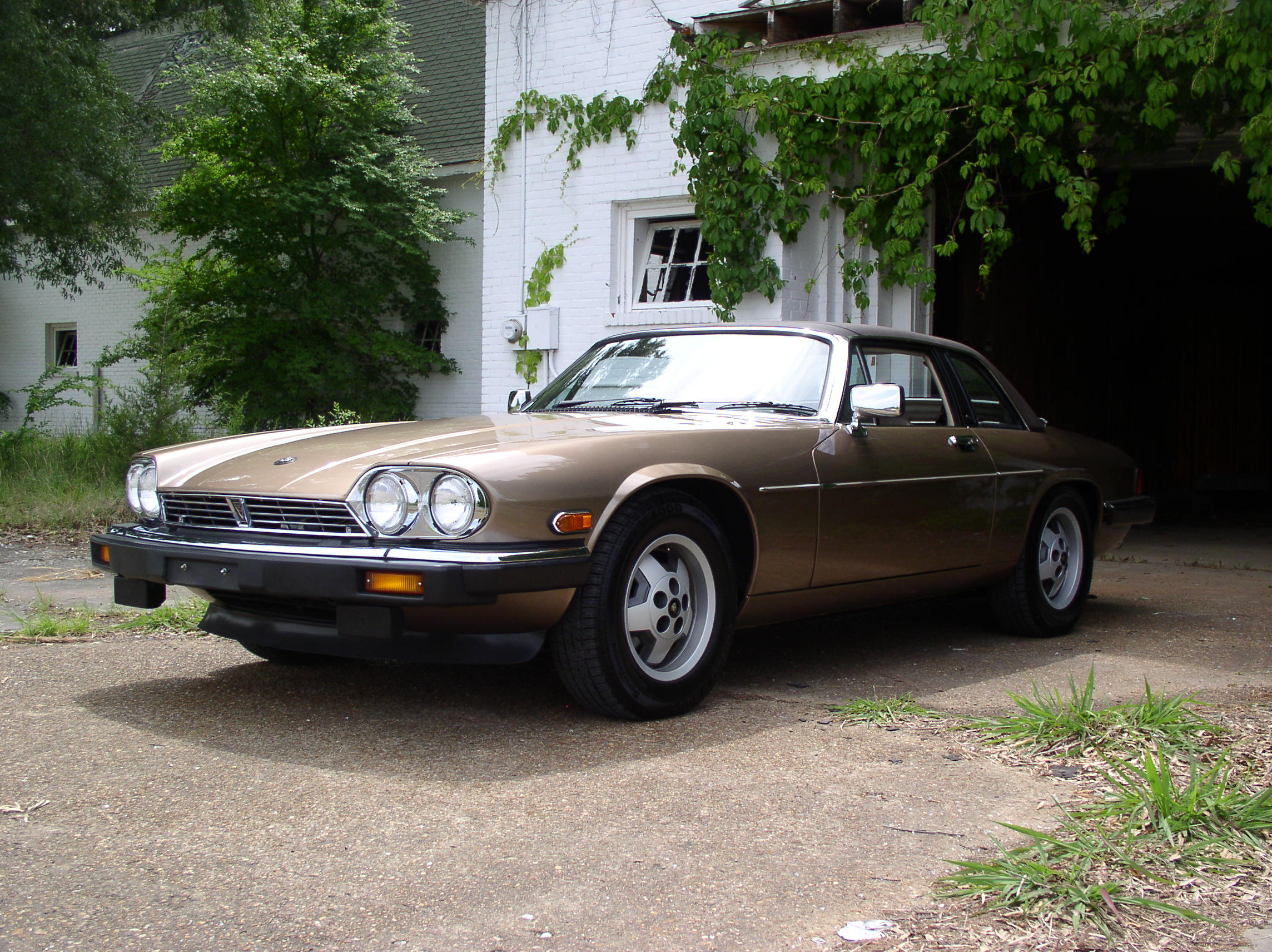1987 Jaguar XJSC Art &amp; Speed Classic Car Gallery in
