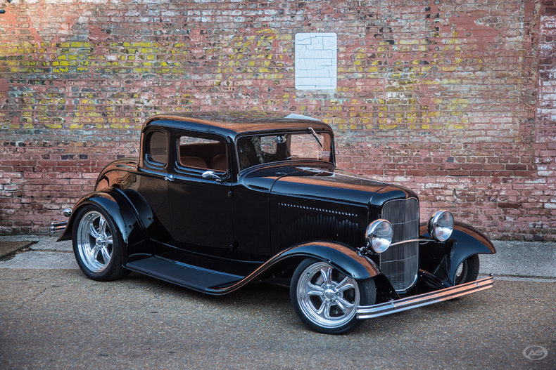 1932 Ford 5-Window