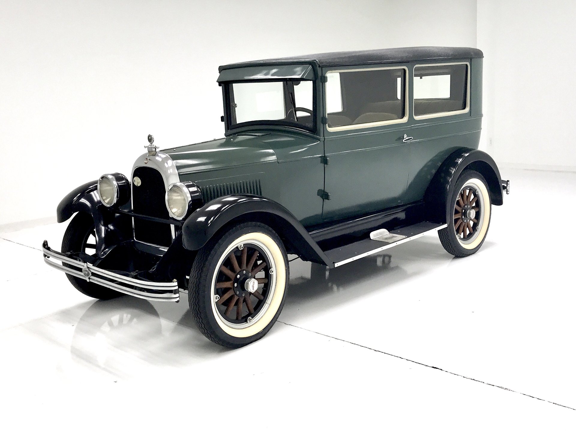 1928 Whippet 2 DR Sedan Classic Auto Mall
