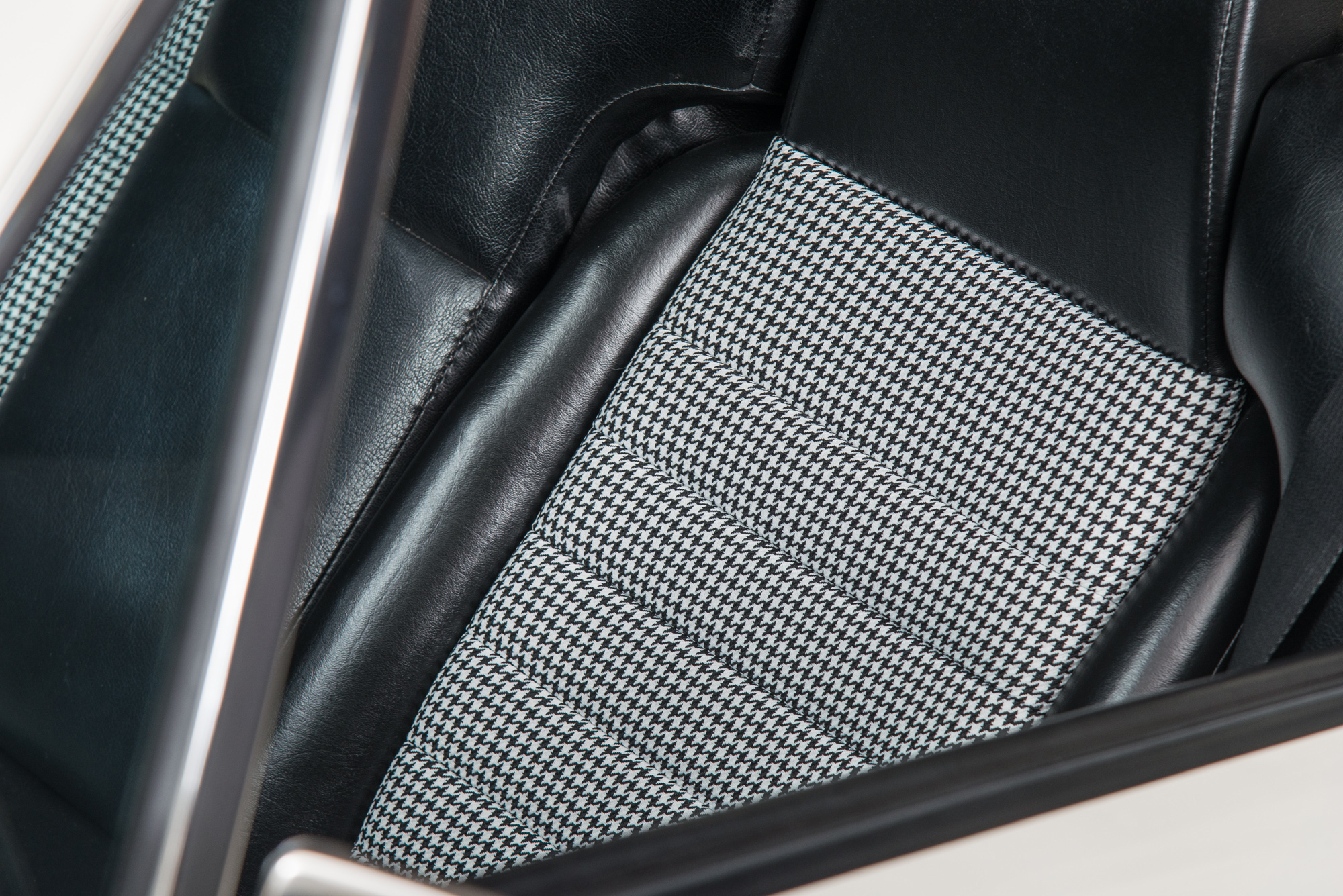 1970 Porsche 914-6 , LIGHT IVORY, VIN 9140430300, MILEAGE 394