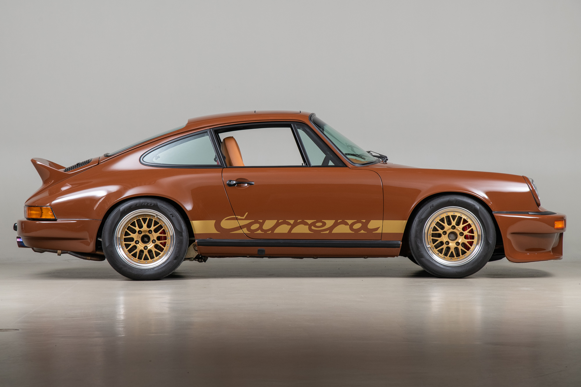 Порше 911 1975