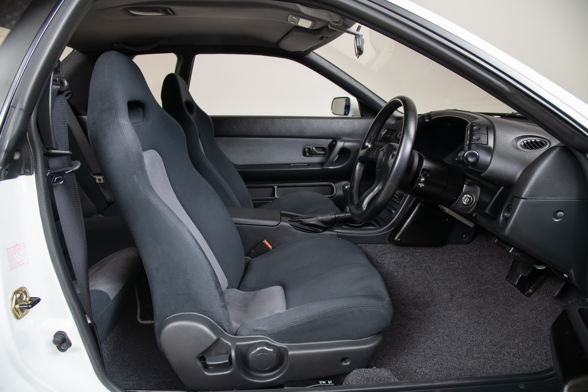1994 Nissan Skyline GT-R V-Spec II, WHITE, VIN BNR32-309366, MILEAGE 35309