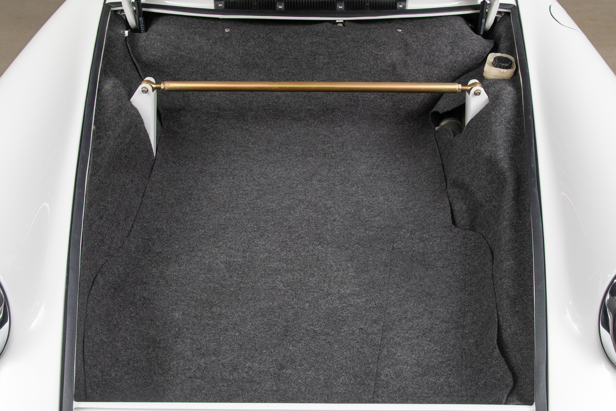 1973 Porsche 911 Carrera RS 1973 Porsche 911 Carrera RS , GRAND PRIX WHITE, VIN 9113600096, MILEAGE 91715