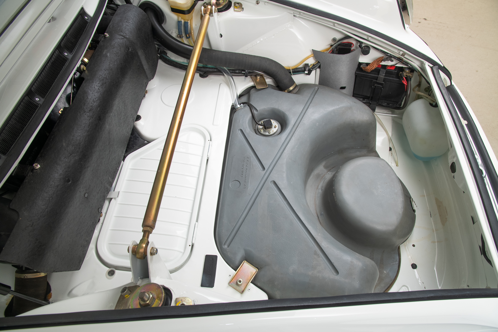 1973 Porsche 911 Carrera RS 1973 Porsche 911 Carrera RS , GRAND PRIX WHITE, VIN 9113600096, MILEAGE 91715