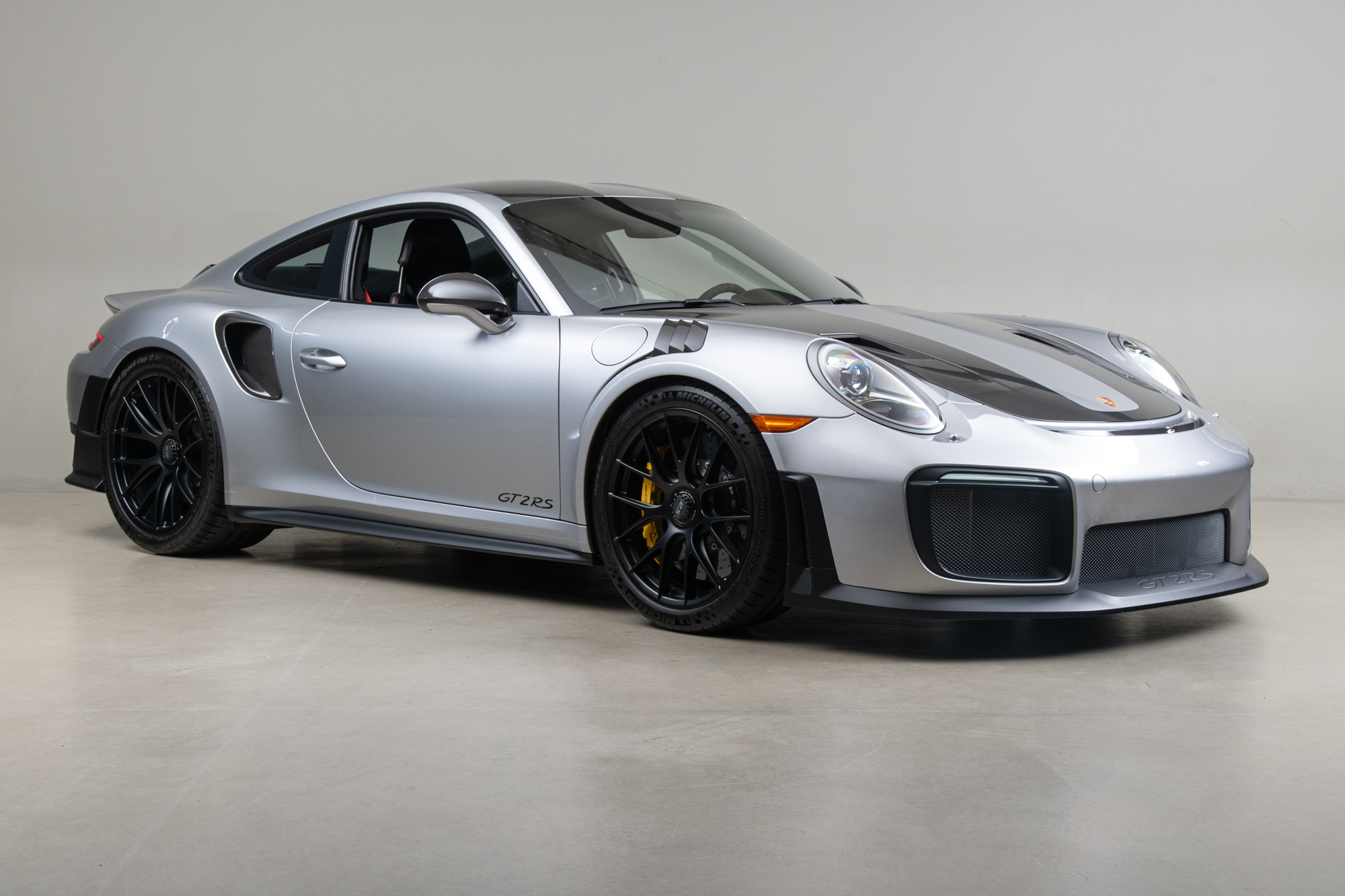2018 Porsche GT2RS , SILVER, VIN WP0AE2A94JS185917, MILEAGE 719