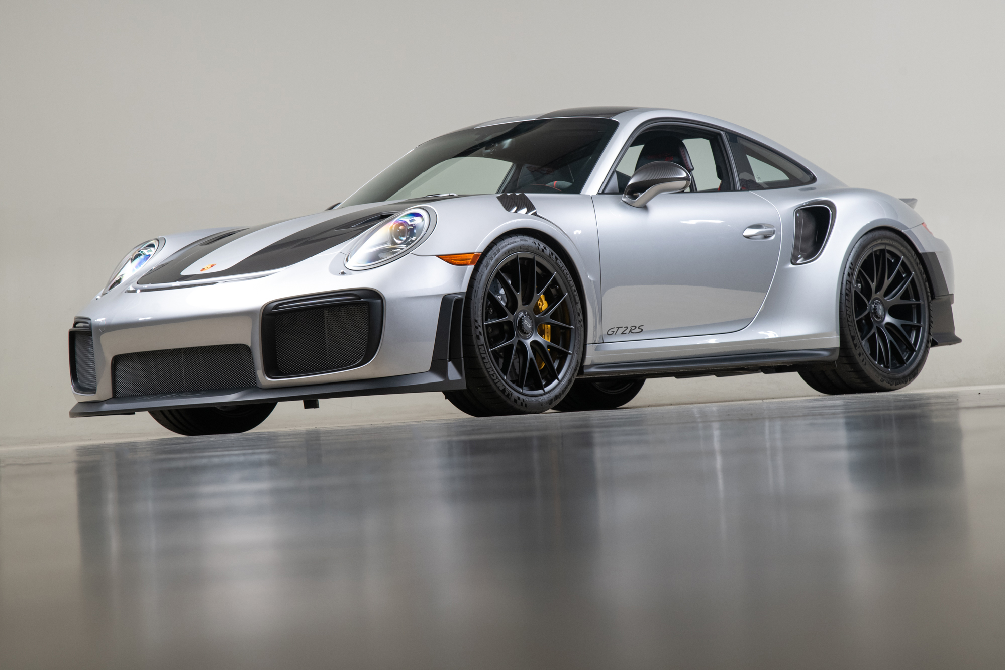 2018 Porsche GT2RS , SILVER, VIN WP0AE2A94JS185917, MILEAGE 719