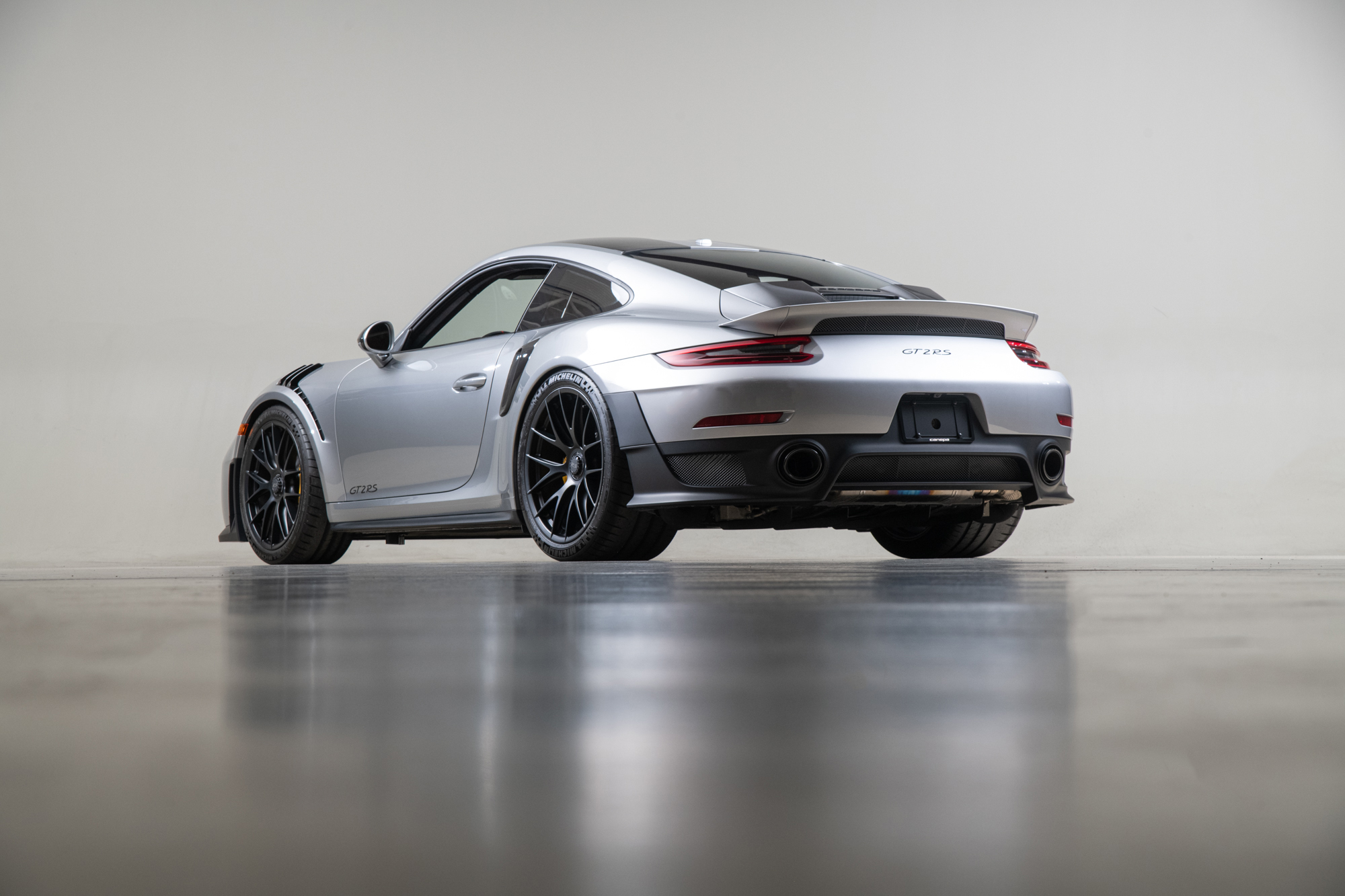 2018 Porsche GT2RS , SILVER, VIN WP0AE2A94JS185917, MILEAGE 719