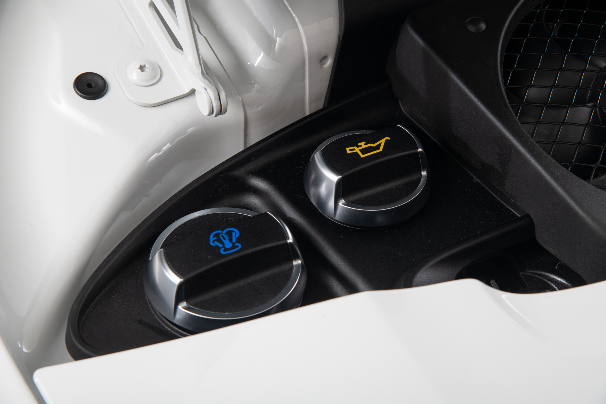 2016 Porsche 911R , WHITE, VIN WP0AF2A94GS195336, MILEAGE 874