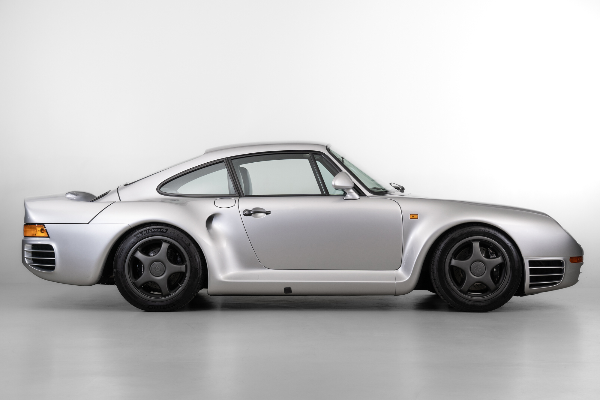 1987 Porsche 959 1987 Porsche 959 , SILVER, VIN WP0ZZZ95ZHS900055, MILEAGE 1949