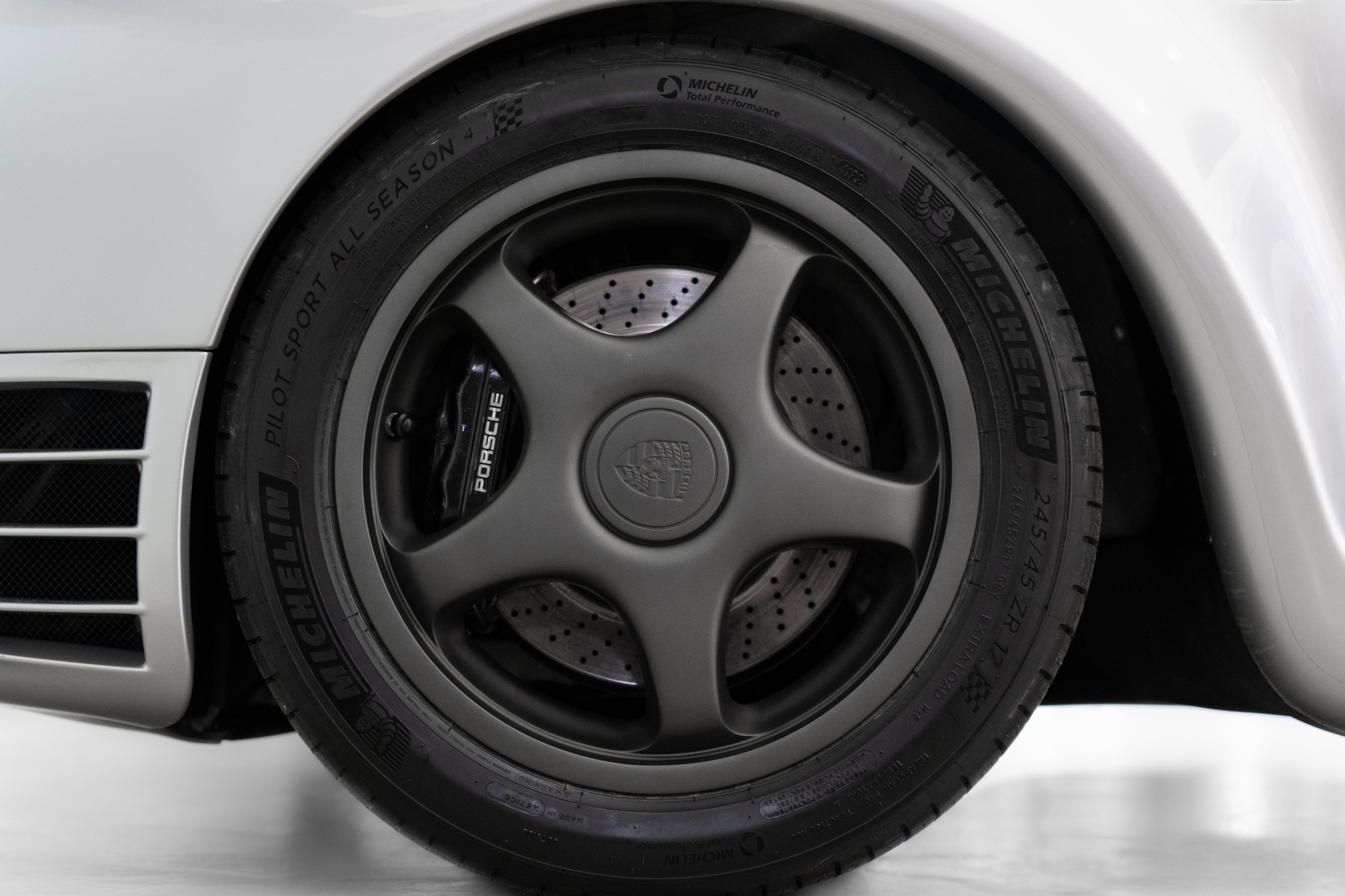 1987 Porsche 959 1987 Porsche 959 , SILVER, VIN WP0ZZZ95ZHS900055, MILEAGE 1949